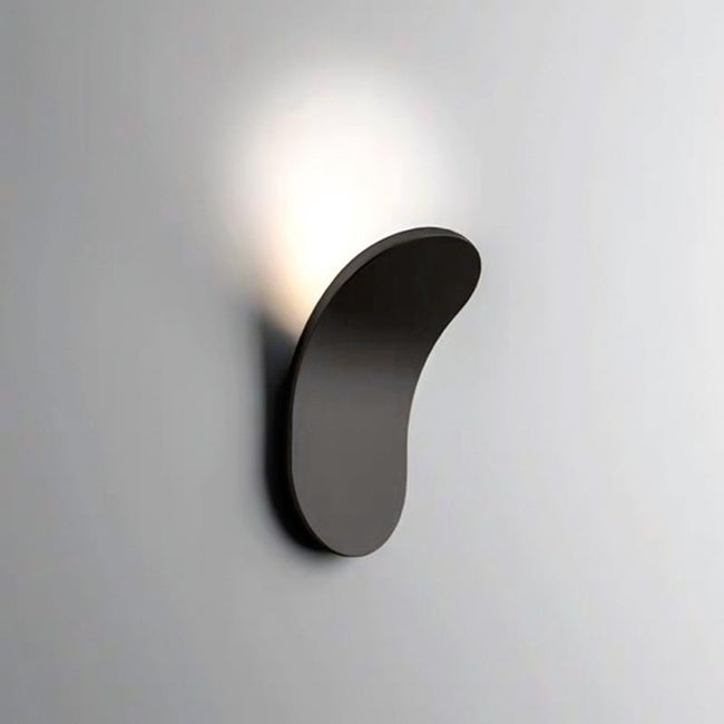 Minimalist Modern Wall Sconce in Black/White Finish 0 Hover Image